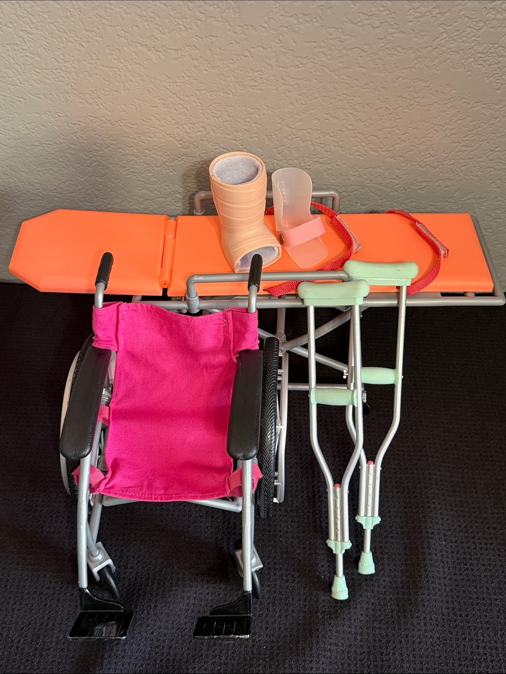 Our Generation 18” Dolls Gurney Hospital Bed Wheelchair Crutches & Cast Medical - Picture 5 of 15